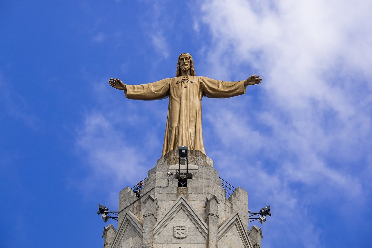 estatua, escultura, figura, cristo, jesús, fe, religión, iglesia, dios, cristiano, católico, parque tibidabo, barcelona, catolicismo, espiritual, hazme
